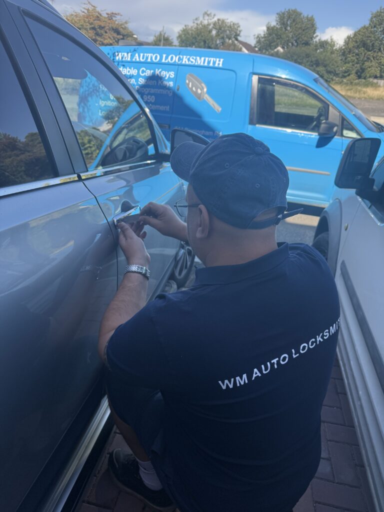 Mobile vehicle unlocking service by WM Auto Locksmith