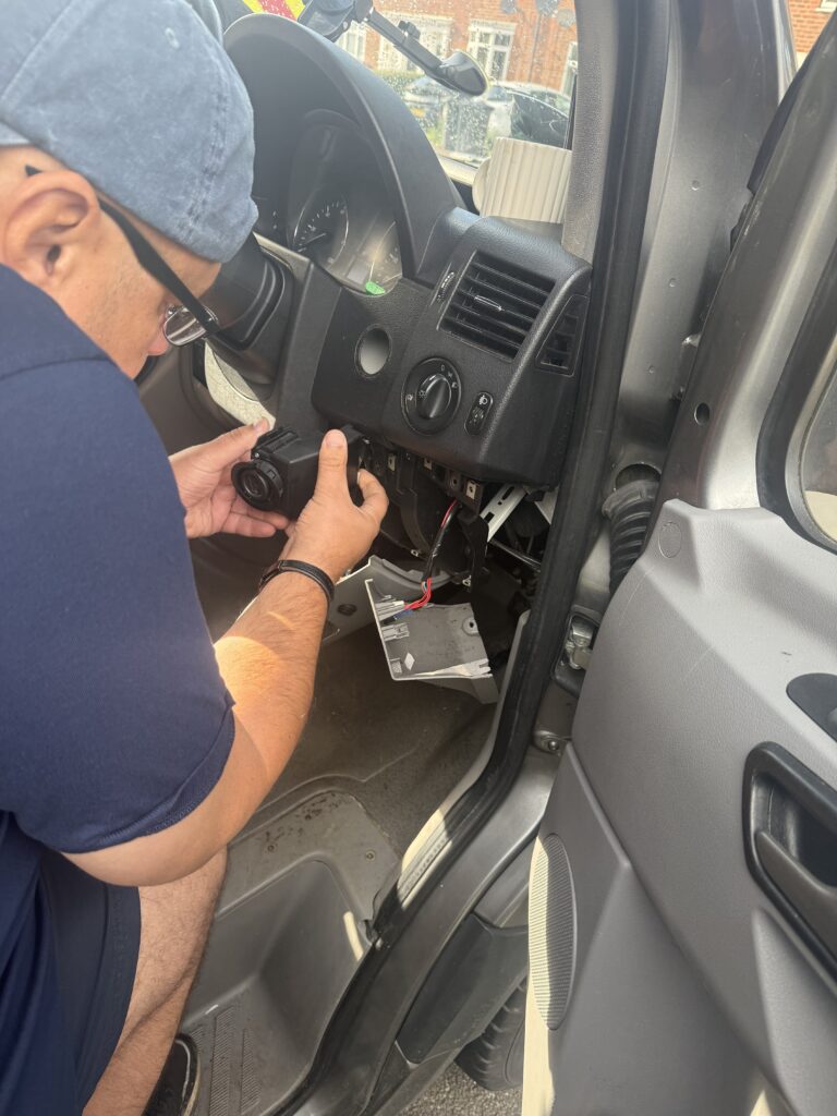 Ignition barrel replacement by mobile auto locksmith